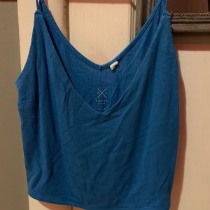 pacsun cropped top, never worn, size M